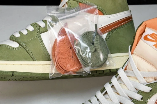 Air High FB9934-300 Jordan 1  OG  “Celadon” FB9934-300 0813